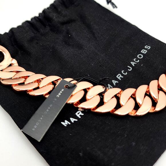 MARC BY MARC JACOBS Katie Turn Lock Rose Gold Bracelet 7.5" - Picture 13 of 14